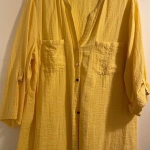 JM collection gold button front top